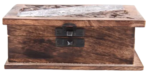 vieille boite fermée